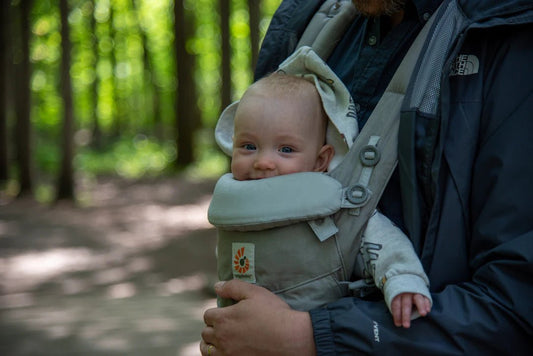 Discover the Benefits of Babywearing for Parent and Child - BABYSE